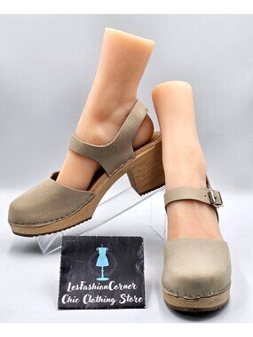Lotta  Women's Beige Handmade Leather Swedish Mary Jane Clogs Sz 10.5 (41) 2920